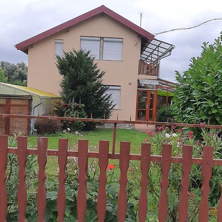 Hotel Agancs Vendeghaz Balatonszárszó Exterior foto